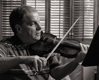 Professor David Isaacs playing the Violin
